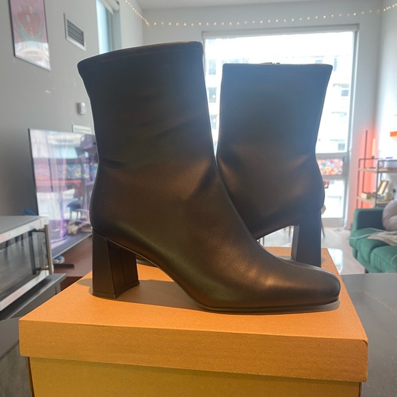 Black Steve Madden heeled boots (NEVER WORN) - Picture 2 of 4